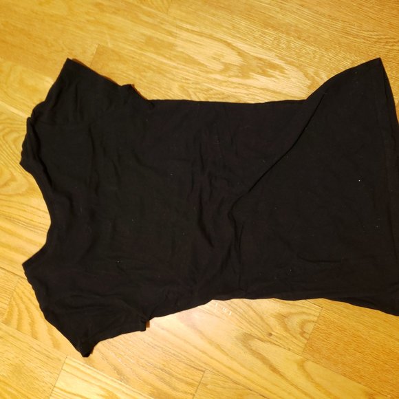 4/$20 Black T-Shirt - Picture 4 of 5